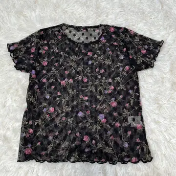 YUKITORII 유키토리이 인터내셔널 꽃무늬 자수 티셔츠 블라우스