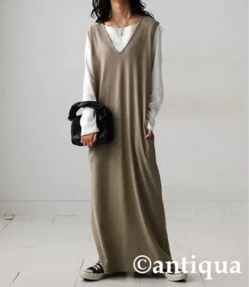 안티카 슬리브리스 롱 원피스 베이지