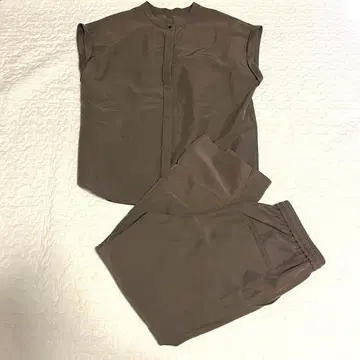 새상품급 플라스테 셋업 여성용 브라운 M