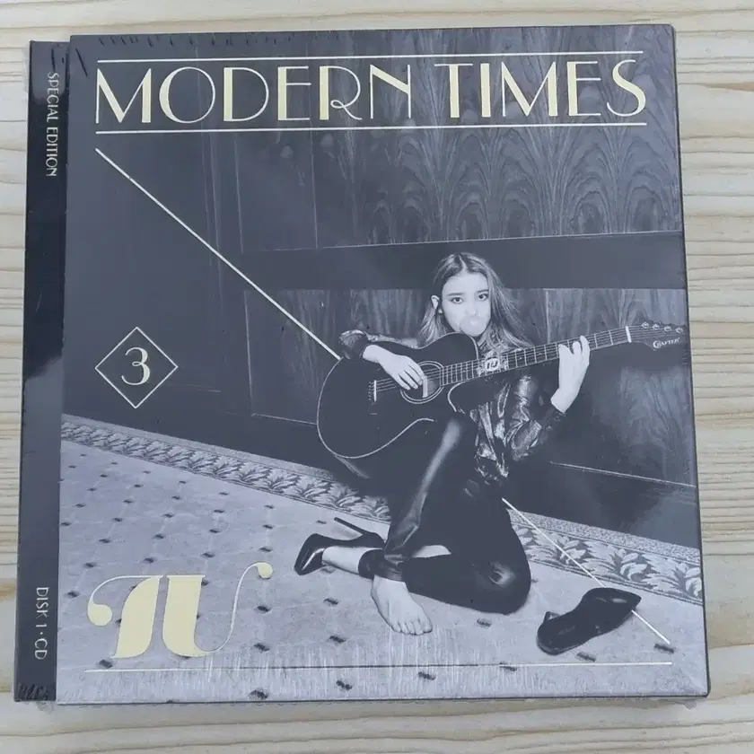 Iu Modern Times Special Edition (sealed) on Bunjang Global Site.