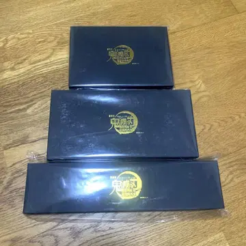귀멸의 칼날 키 비주얼 캔뱃지 세트 A B C