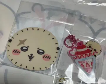 치이카와 (먼작귀) 랏코의 샤카샤카 키링 미니 거울