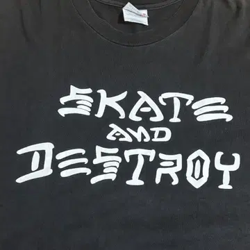 레어 트레셔 SKATE AND DESTROY 티셔츠