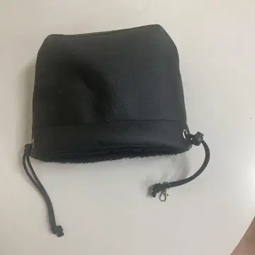 일본산 슈링크 가죽을 사용한 아이언 커버 블랙