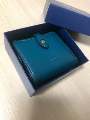 미사용 폴로 랄프로렌 컴팩트 지갑 접이식 지갑 가죽