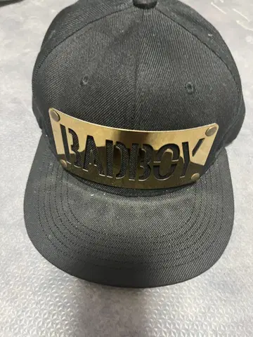 BADBOY 블랙 캡 메탈 플레이트 포함
