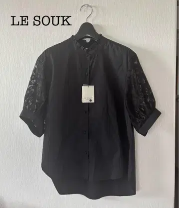 미사용 새상품 택 포함 LE SOUK 블랙 컬러 레이스 슬리브 반팔 셔츠