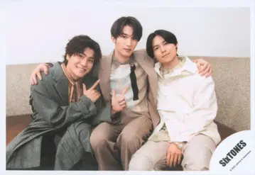 SixTONES 23년 포트레이트 시리즈 혼합 공식 사진 *1장