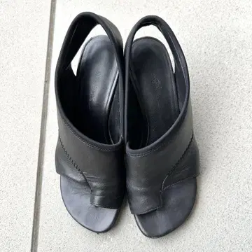 3.1 Phillip Lim 가죽 힐 샌들