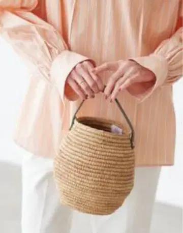 SLOBE IENA 베이지 버킷백