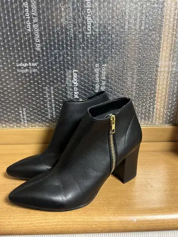 블랙 가죽 부티 지퍼