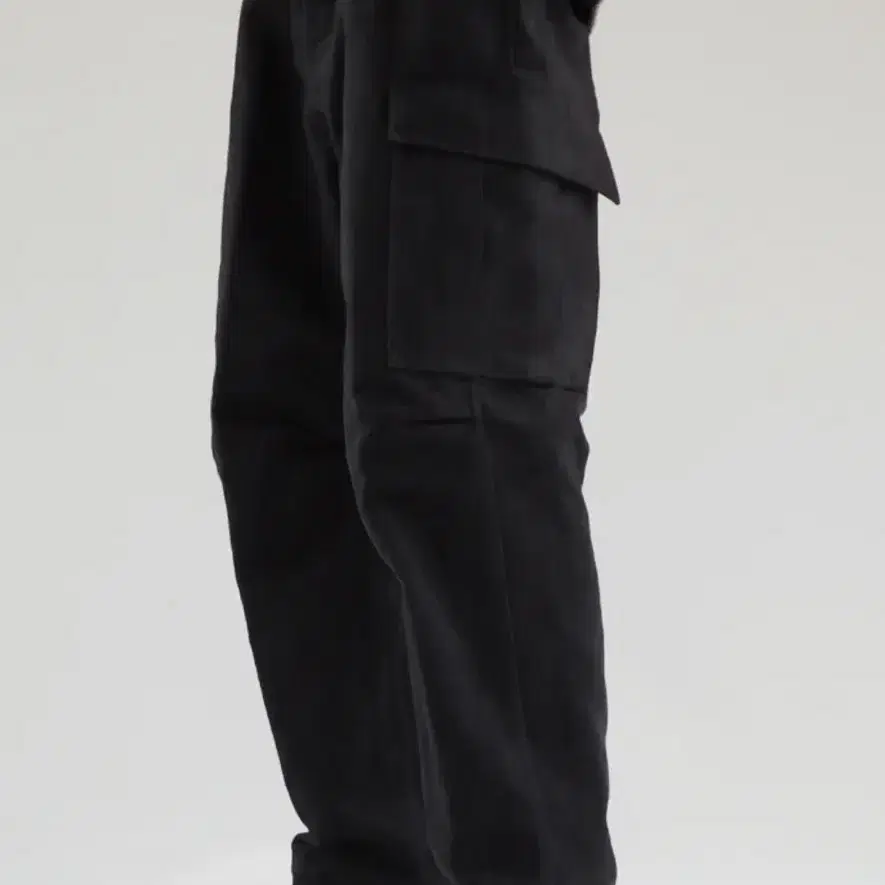 【HI FI FNK】Ron Nylon Parachute Pants Hi-fi Funk Ron Nylon Parachute Pants on Bunjang Global Site.