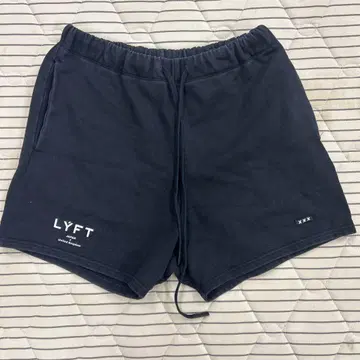 LYFT 블랙 숏 팬츠 S 사이즈
