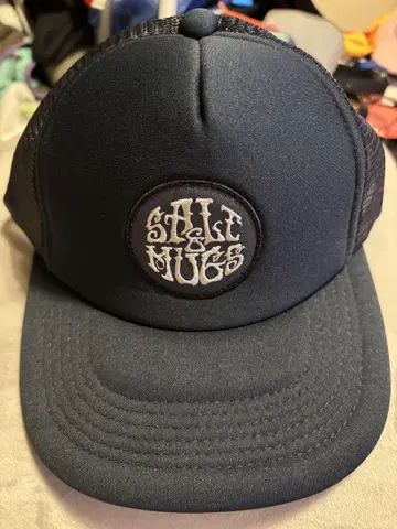 SALT & MUGS 메쉬 캡 네이비 미사용 새상품