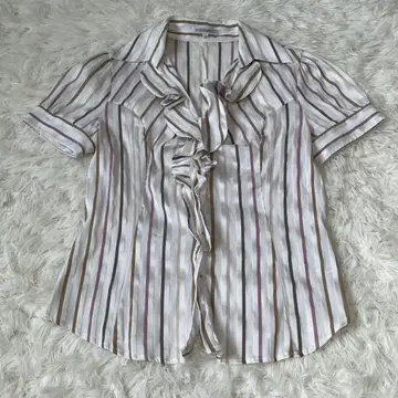 NARA 나라 까미체 프릴 스트라이프 반팔 셔츠 II