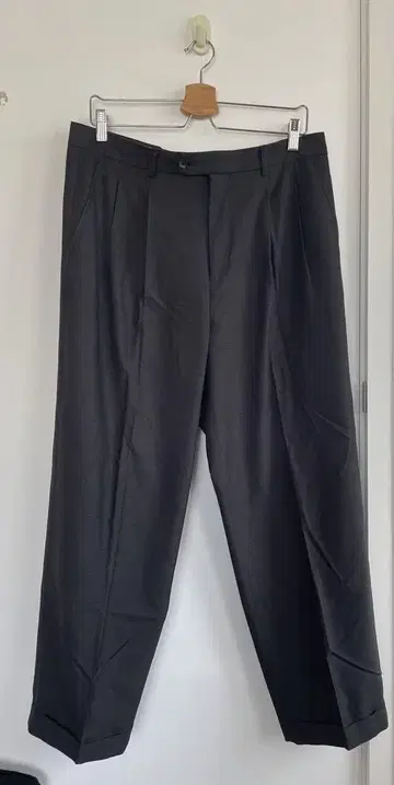 used 더블 턱 슬랙스 팬츠