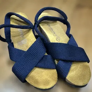ARCOPEDICO 아르코페디코 네이비 크로스 스트랩 샌들