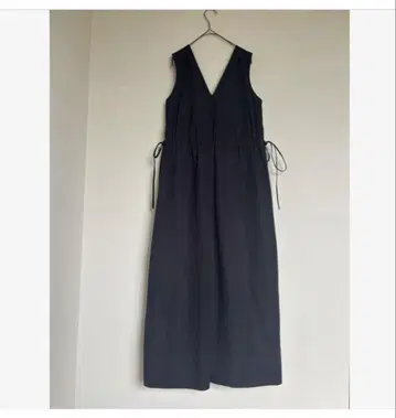 TENNE HANDCRAFTED MODERN 슬리브리스 올인원