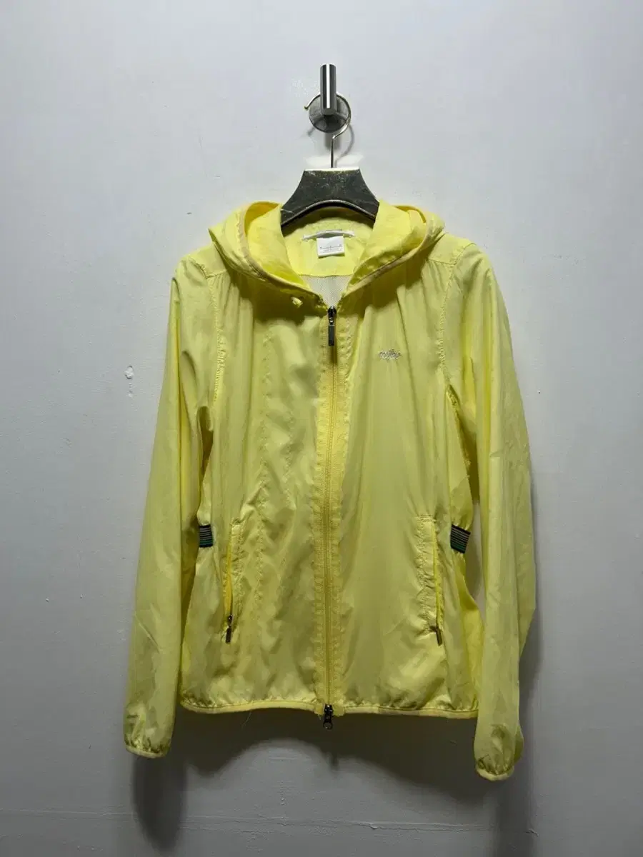Product Details - 1