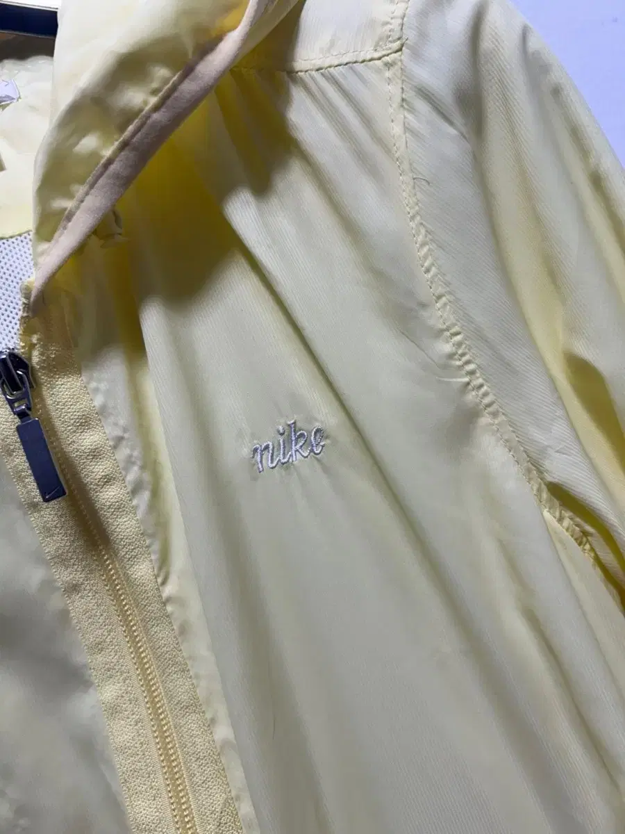 Product Details - 4