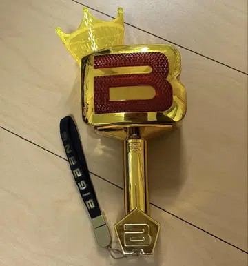 BIGBANG 일본 공식 응원봉 골드 10주년