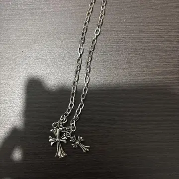 크로스 모티브 목걸이 실버