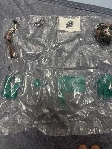 루덴스 디럭스 에디션 피규어 가챠 코지마 히데오 2개 세트
