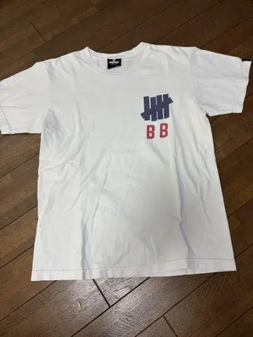 UNDEFEATED 화이트 티셔츠 M