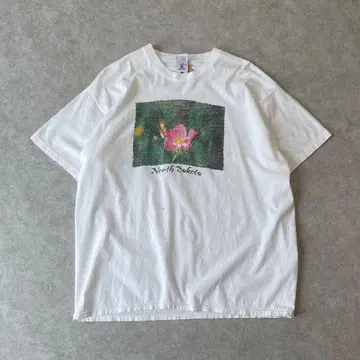 90s North Dakota 플라워 티셔츠 빈티지 구제 의류 꽃