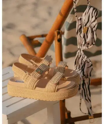 Steve Madden BIGMONA 더블 벨트 라피아 샌들