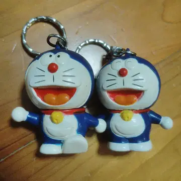 도라에몽 키링 2개 세트