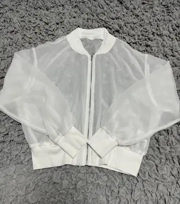 SALOON 시어 블루종 화이트