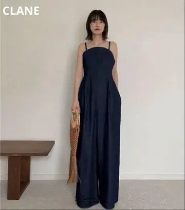 클레인 라운드 컷 루즈 올인원
