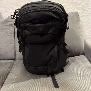 Osprey 블랙 백팩