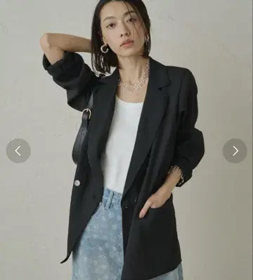 Loungedress 미사용 새상품 시어 자켓