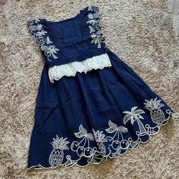 체스티 Summer Embroidery Setup 네이비 XS