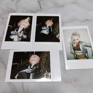 MEJIBRAY 코이치 폴라로이드