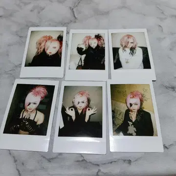 MEJIBRAY 코이치 폴라로이드
