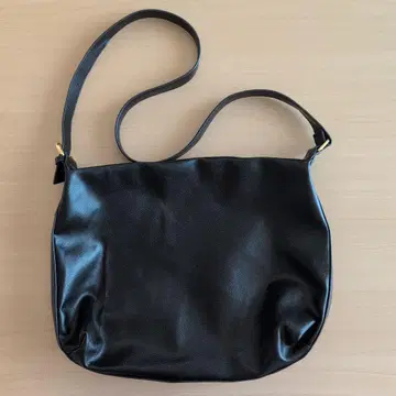 블랙 숄더백