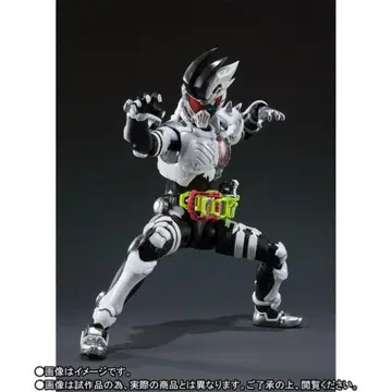 S.H.Figuarts 가면라이더 겐무 좀비 액션 게이머 레벨 X-0