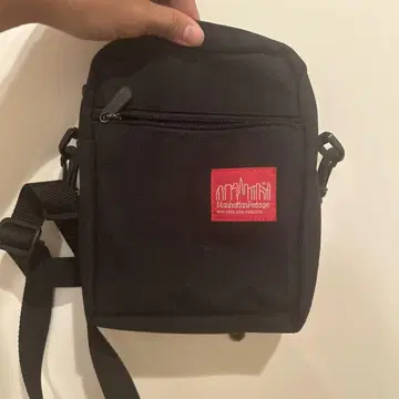 Manhattan Portage 블랙 숄더백