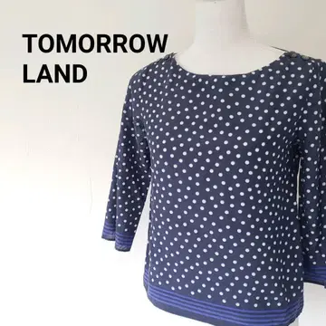 TOMORROW LAND 랜덤 도트 보트넥 블라우스