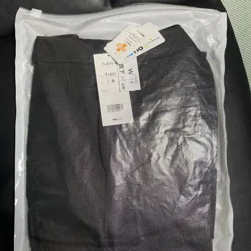selery 스트레이트 실루엣 팬츠