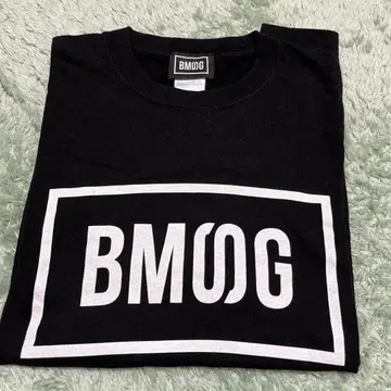 BMSG 로고 블랙 티셔츠 M 사이즈