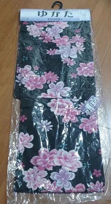 유카타 블랙 플라워 무늬 미사용 새상품 핑크 장식 끈 포함