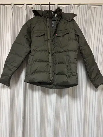 리바이스 700 필파워 다운 자켓 올리브 그린
