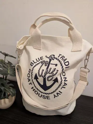 Boathouse 보트 하우스 토트백 완판템 VAN jac