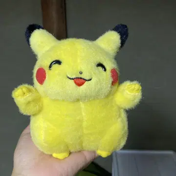 피카츄 반자이 봉제 인형 TOMY
