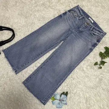 새상품급 moussy 마우지 9부 스트레이트 데님 올 시즌 27 M