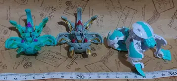 폭탄 구슬 루미나 제피로스 인그램 빛 하이드로스 BAKUGAN 정크